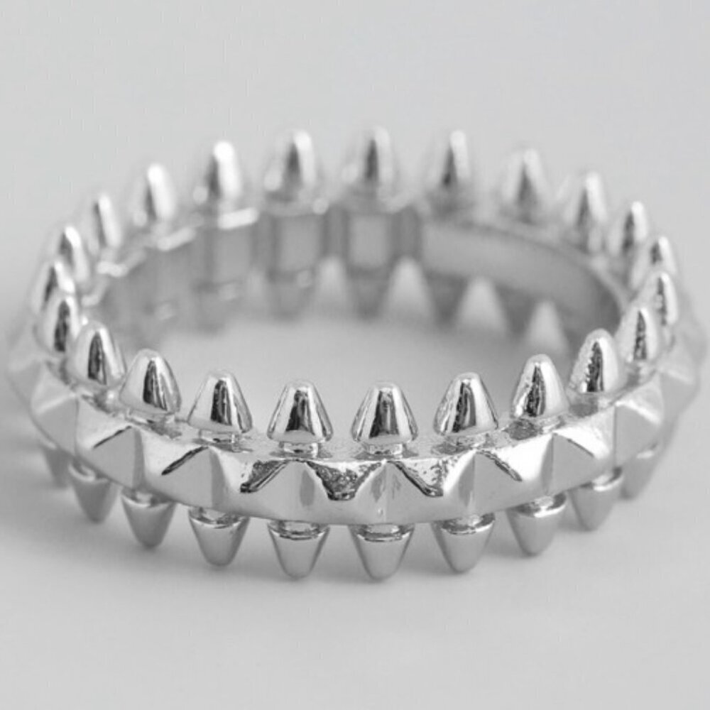 ROXI SILVER SPIKED RING